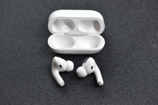 3 raisons d'arrêter de dormir avec vos AirPods (et l'alternative). Lallaby